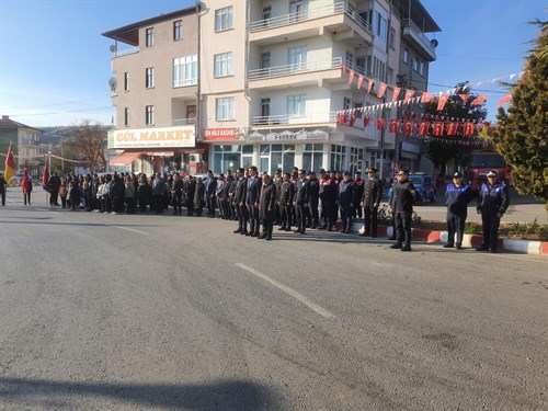 Gazi Mustafa Kemal Atatürk'ü Saygıyla Anıyoruz